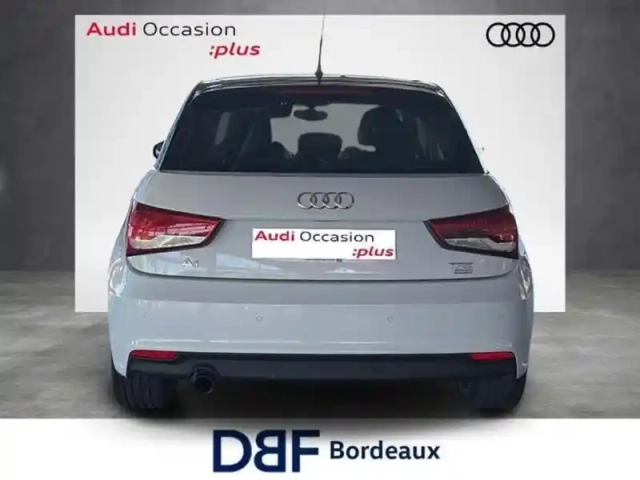 Audi A1 1.0 tfsi ultra 95 s tronic 7 ambition luxe — photo 4