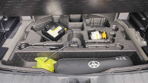 Toyota RAV4 2.5 VVT-i 218 Hybrid E-CVT - Lounge – 2023 – 63882 km – Hybride essence – Boîte Automatique — photo 36