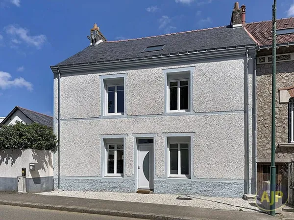 Maison 8 pièces 185 m²