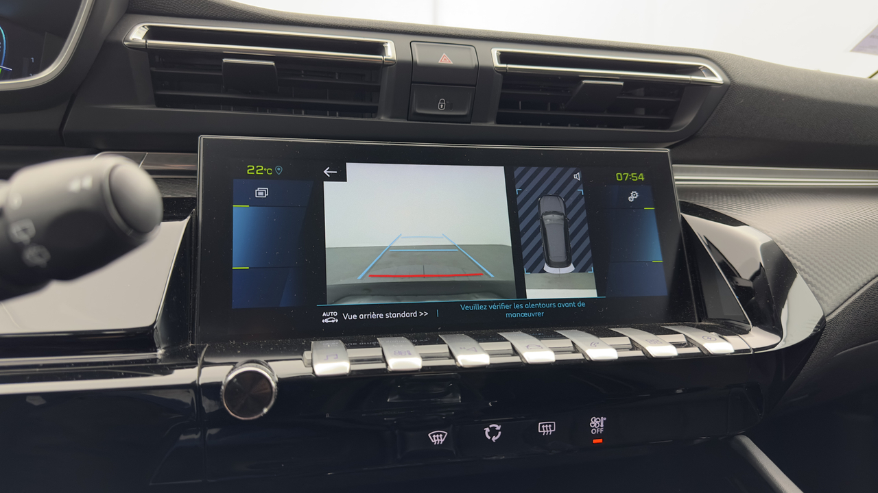 Peugeot 508 SW Hybrid 225 e-EAT8 — photo 26