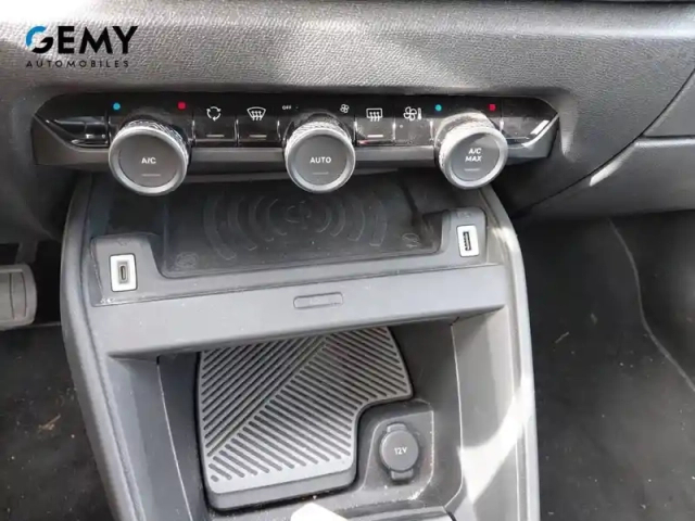 Citroën C4 e- 136 ch automatique — photo 43