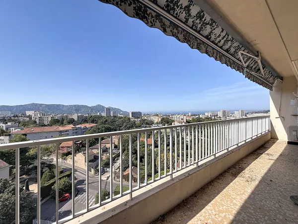 APPARTEMENT T4 100 M² - VUE MER PANORAMIQUE - BALCON - GARAGE - CAVE