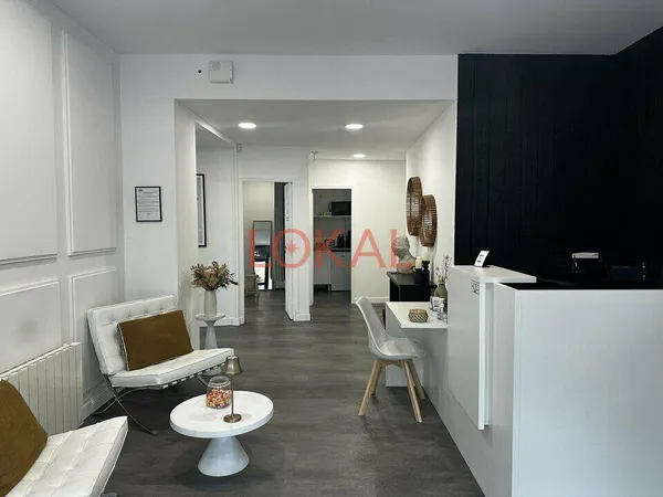 Local commercial 115 m²