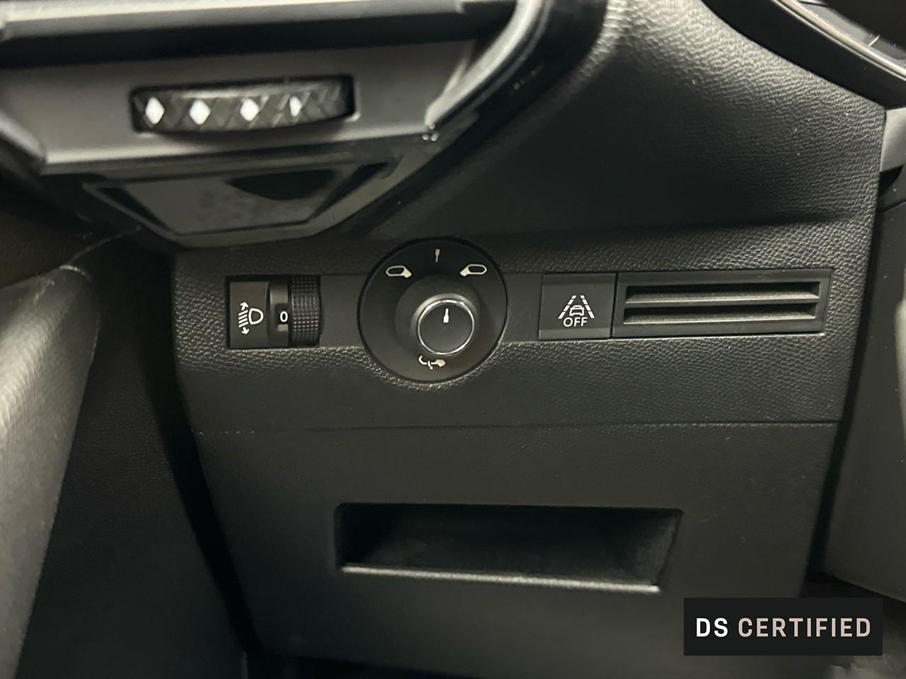 Ds Ds 7 crossback crossback bluehdi 130 eat8 business — photo 17