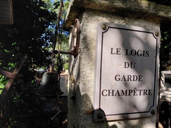 Bastidon provençal en pierres