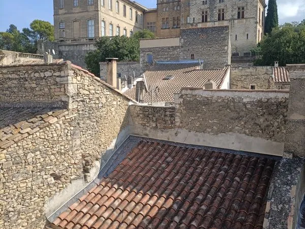 Immeuble 72m2 à Aramon