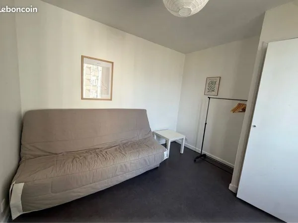 Apparemment meublé à louer 20m2