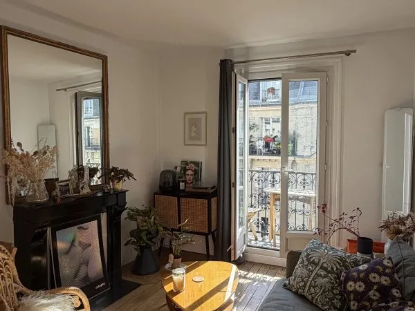 Loue appartement meublé avec balcon 36m2 Paris 18