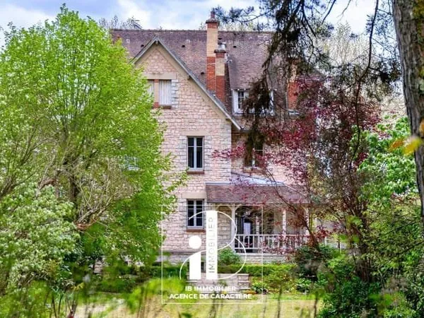 Maison 11 pièces 250 m²