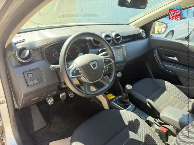 Dacia Duster 1.0 eco-g 100ch prestige + 4x2 — photo 30