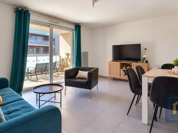 A vendre appartement T2 avec terrasse et place de stationnement