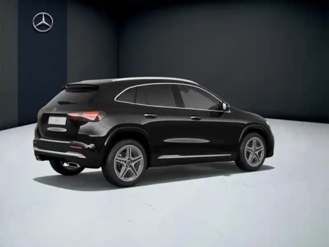 Mercedes Gla 180 d edition 140 — photo 20