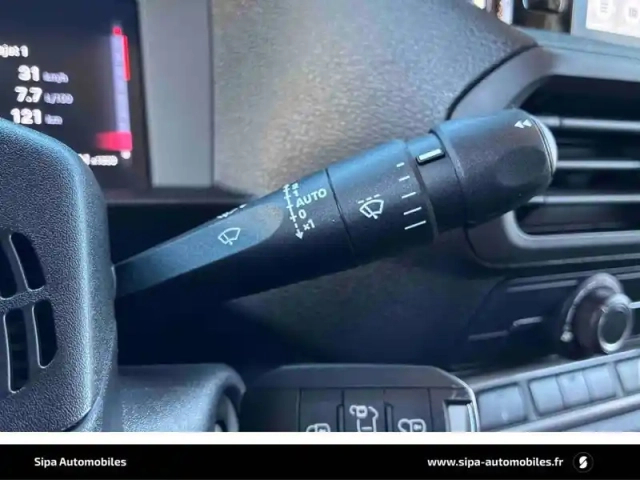 Fiat Scudo fourgon xl diesel 120 ch manuelle — photo 17