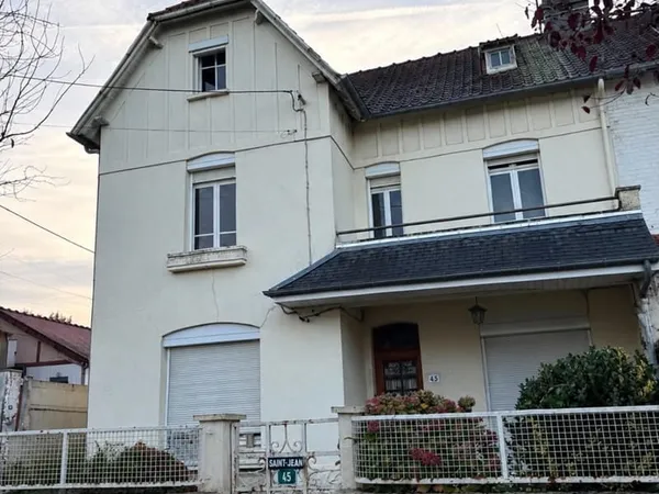 Maison 11 pièces 114 m²
