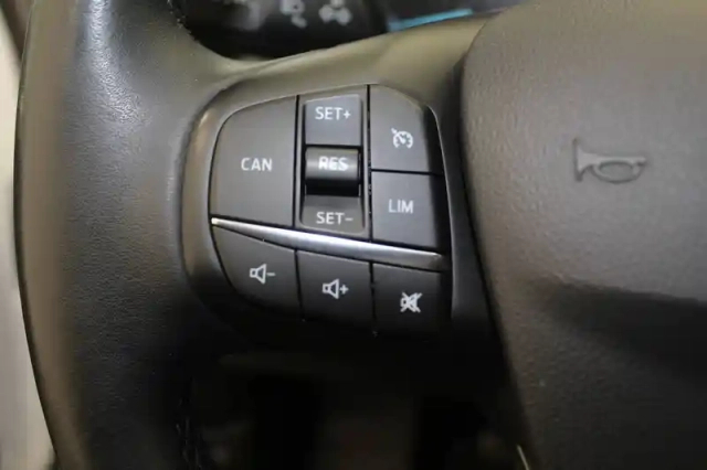 Ford Focus sw 1.0 ecoboost 125 s&amp;s — photo 27