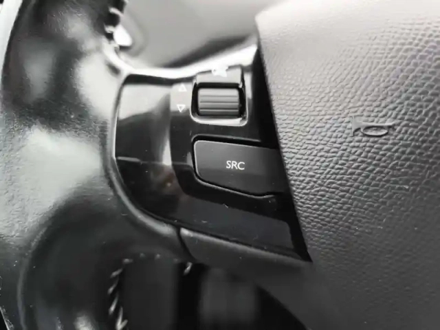 Peugeot 308 sw puretech 130ch s&amp;s bvm6 — photo 23