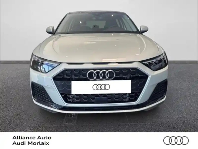 Audi A1 sportback 30 tfsi 116ch design s tronic 7 — photo 2