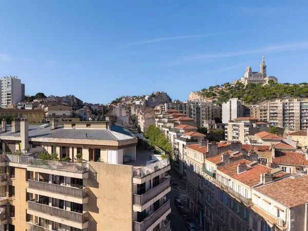 Appartement 3 pièces 101 m²
