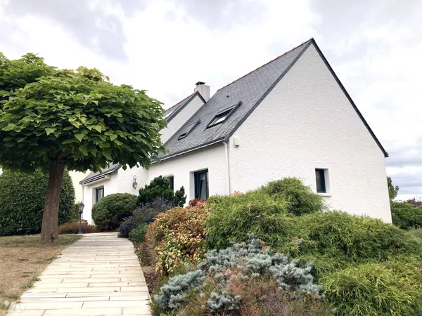 Maison 10 pièces 135 m²