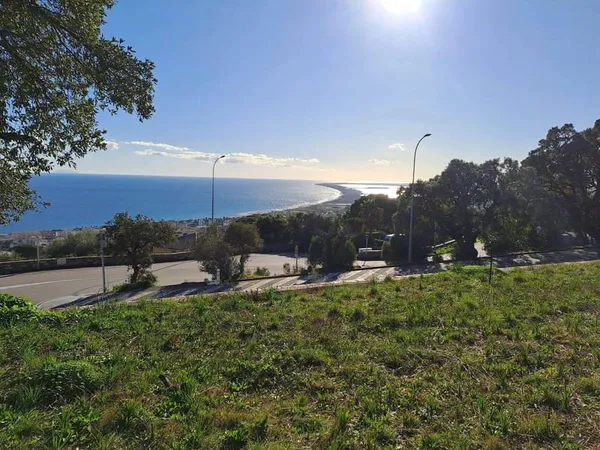 Terrain constructible 1625 m²