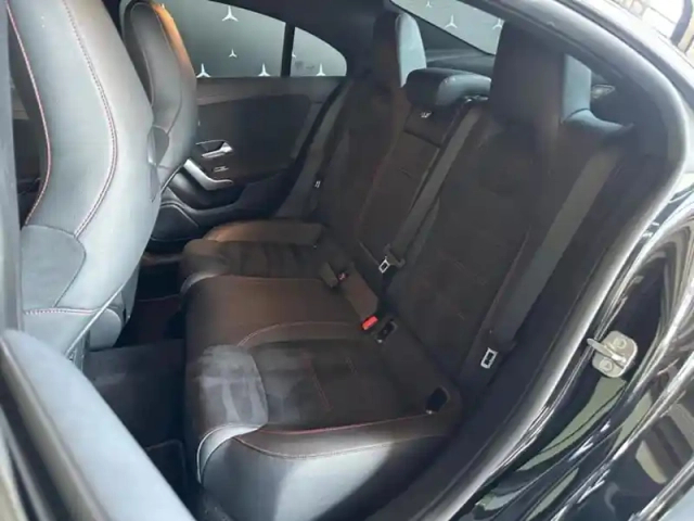 Mercedes Cla 200 d coupé amg line — photo 13