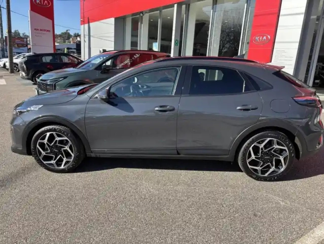 Kia Xceed 1.5 t-gdi 140 ch dct7 gt-line premium — photo 9