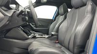 Peugeot 2008 1.2 PureTech 130ch S&S GT EAT8 — photo 9