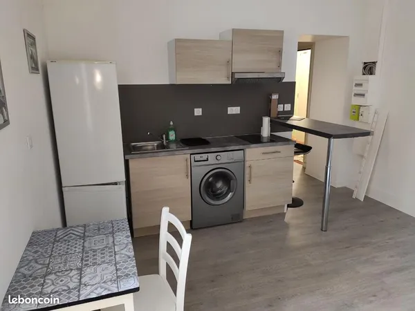 Studio meublé 25 m² + PARKING PRIVÉ - Limoges (Santos Dumont)