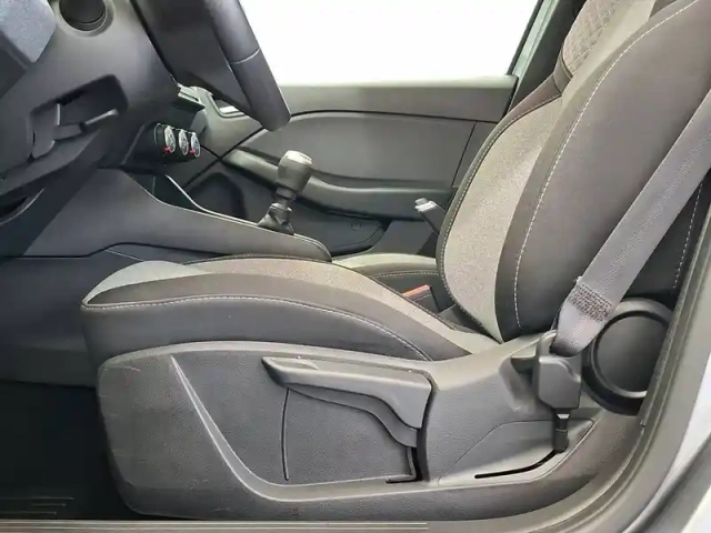 Renault Clio tce 90 — photo 27