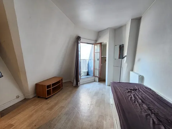 Appartement Paris 1 pièce(s) 14.27 m2