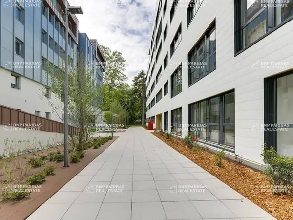 Bureaux 439 m²