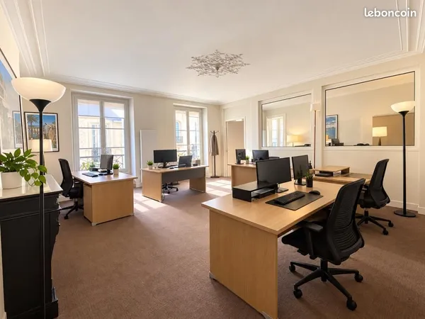 Bureaux 123 m²
