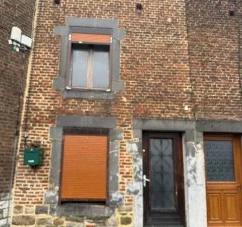 Vends maison de ville sur Vireux Wallerand