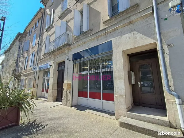 Local 50 m² Mazan