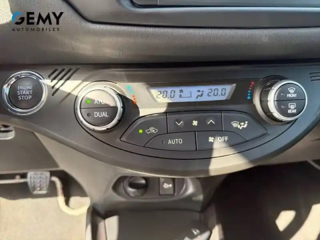 Toyota Yaris 110 vvt-i — photo 17