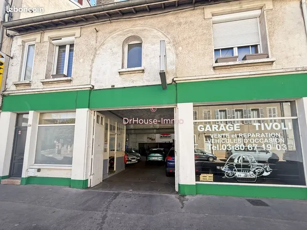 Immeuble 296 m²