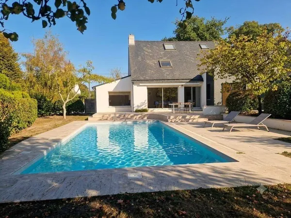 Maison 7 pièces 170 m²