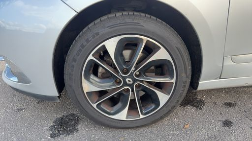 Renault Grand Scenic 1.6 dCi 130 - Bose Edition – 2015 – 131155 km – Diesel – Boîte Manuelle — photo 30