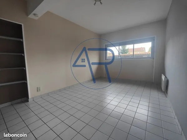 Studio 1 pièce 27 m²