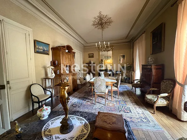 Maison bourgeoise du XIXe siècle 343 m², 9 chambres, 11 pièces , Saint-Junien