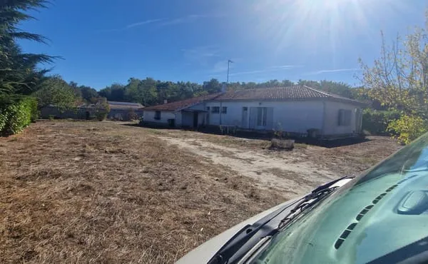 Maison P-P 145 m2 garages sur 2000 m2 constructibles