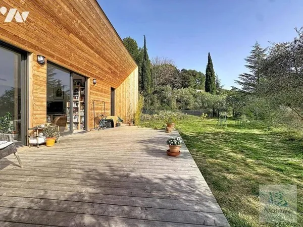 Maison 2 pièces 66 m²