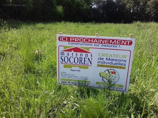 Terrain à bâtir de 275 m² à FLERS (61)