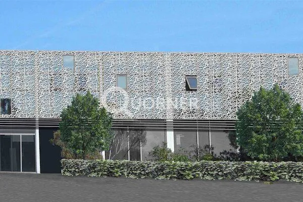 Local 490 m² Puget-sur-Argens