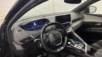 Peugeot 3008 HYBRID4 300ch GT Pack e-EAT8 — photo 11