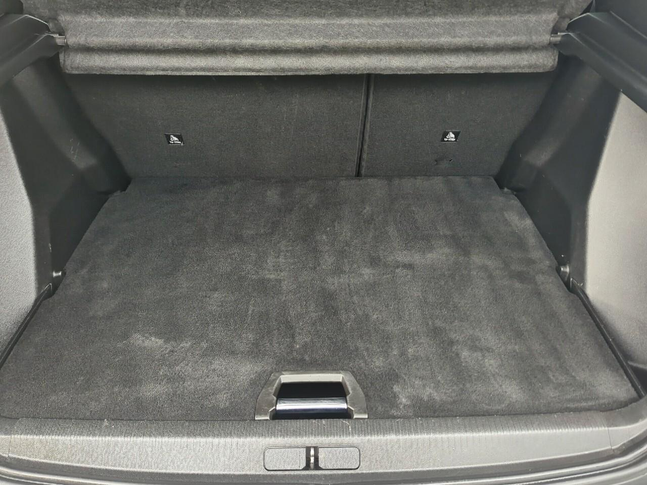Peugeot 2008 bluehdi 130 s&s eat8 allure — photo 6