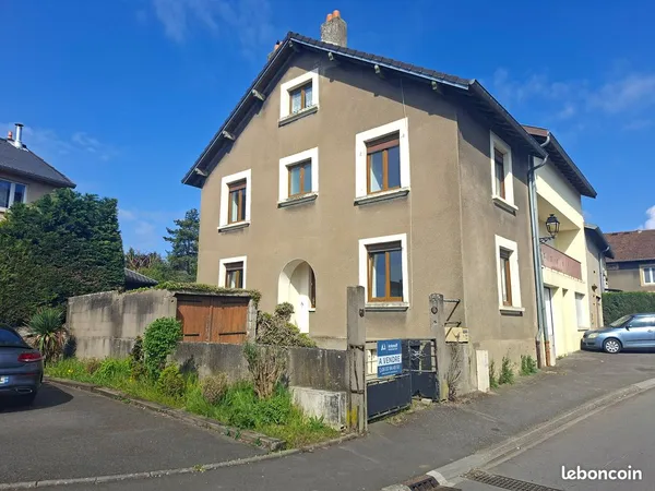 Maison mitoyenne à Volstroff avec jardin