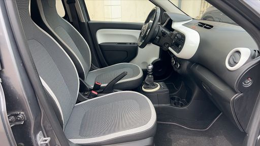 Renault Twingo 0.9 TCe 90 - Limited – 2017 – 75596 km – Essence – Boîte Manuelle — photo 31