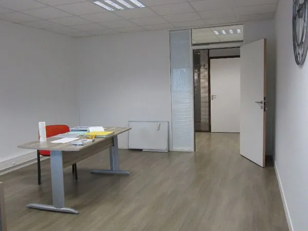 Bureaux 37 m² SERRIS