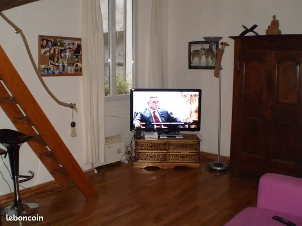 Studio-Mezzanine